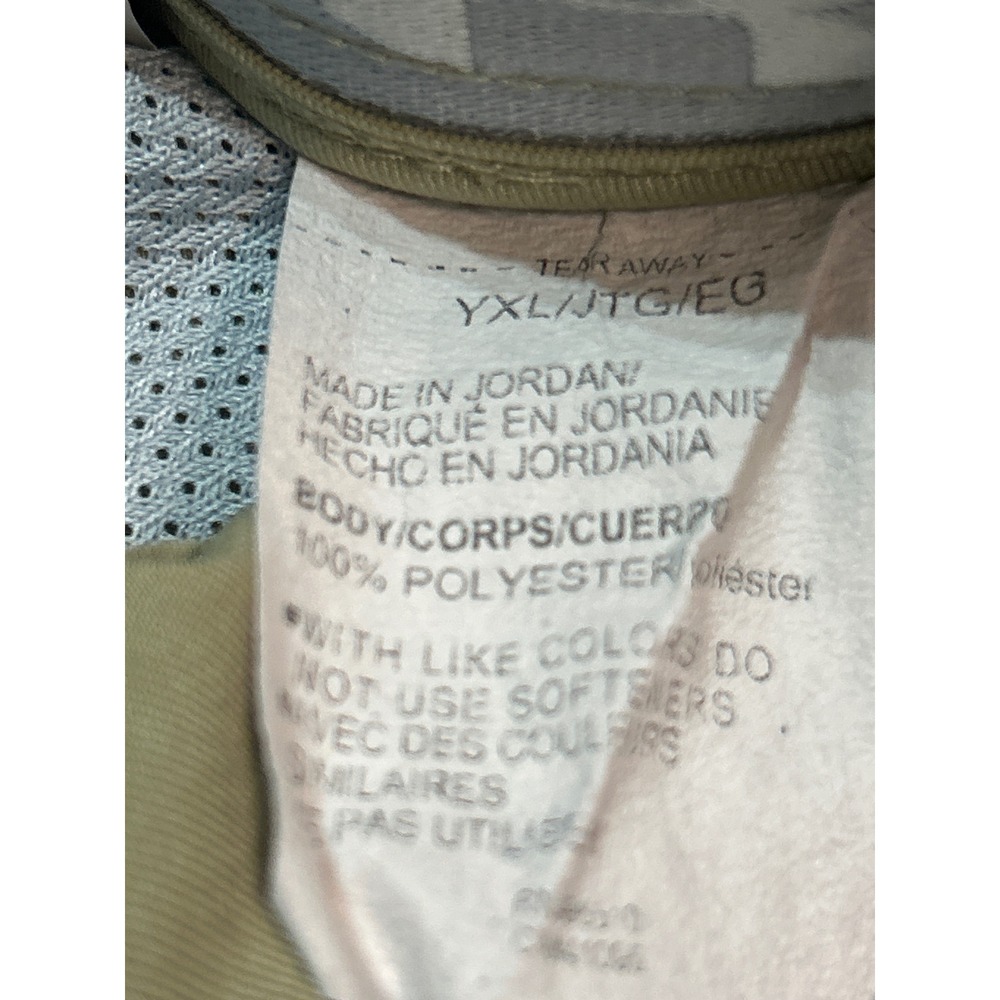 Under Armour YXL Boys Golf Shorts Khaki Performance Flat‎ Front - Picture 3 of 8